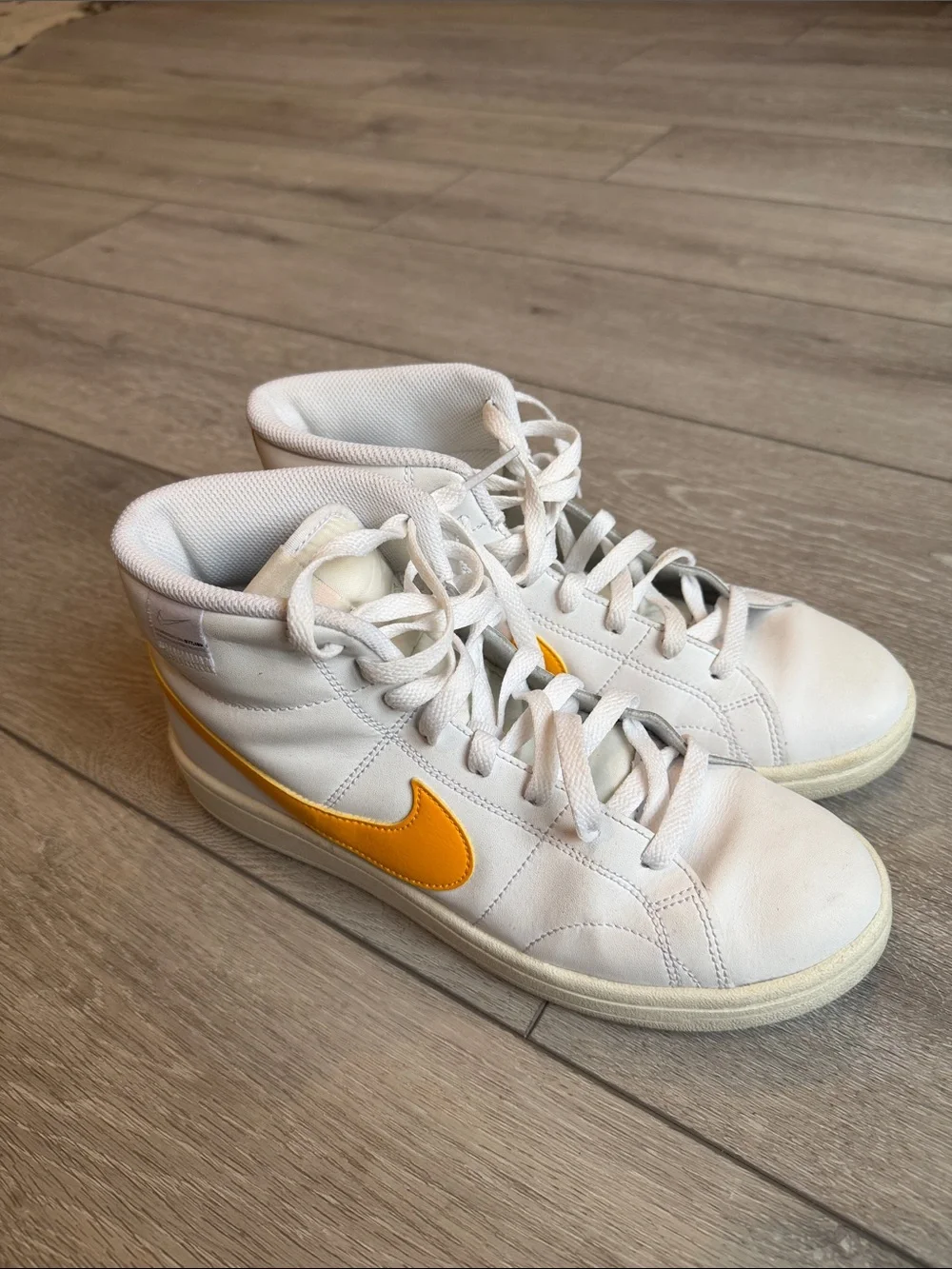 Nike court royale 2 dunk High-Top White Leather Sneaker with Yellow Swoosh 8.5